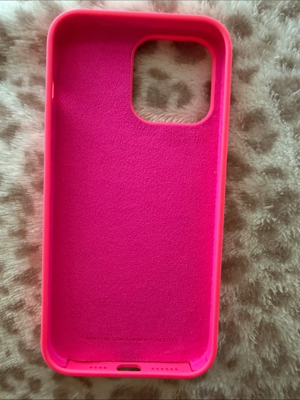 Hot Pink Silicone Phone Case - Unbranded iphone 14 plus
